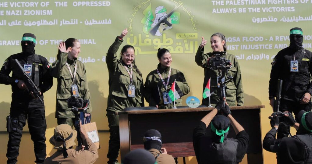 Hamas Frees Four Female Israeli Soldiers Per Gaza Cease-Fire