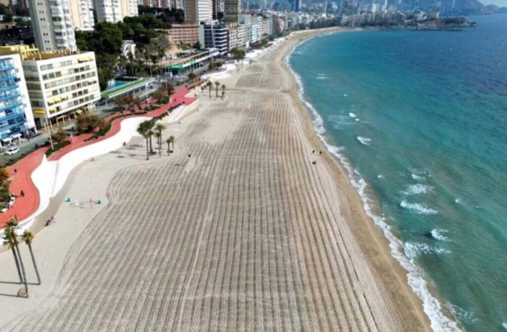 Beach clean up for Benidorm « Euro Weekly News