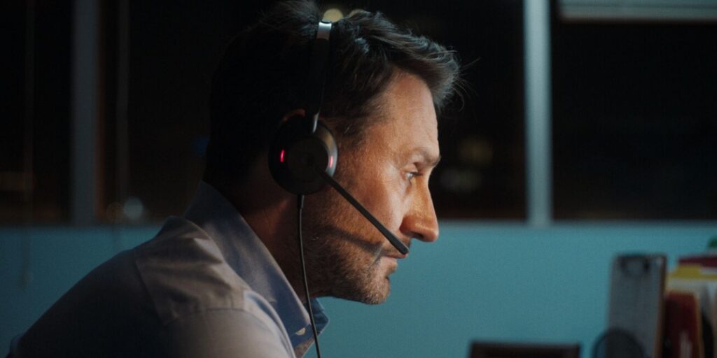 Josh Stewart Dials Up a Time-Bending Mystery in This Gripping Psychological Thriller