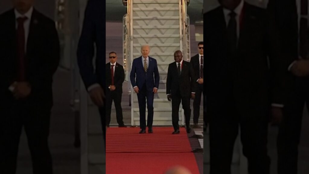 Biden arrives in Angola in first visit to Africa #politics #shorts