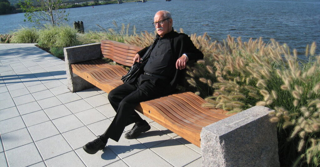M. Paul Friedberg, Landscape Architect Who Celebrated the City, Dies at 93