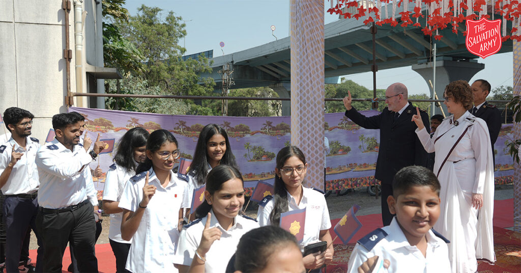 The Salvation Army International – Spiritual renewal and cultural celebrations mark the international leaders’ visit to India Western Territory