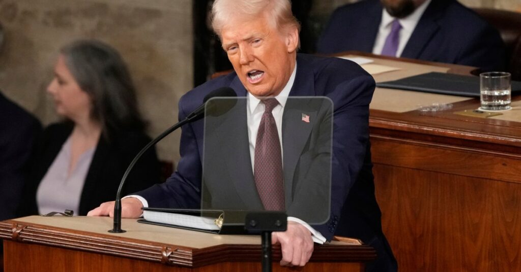 Trump Issues ‘Last Warning’ to Hamas About Gaza Hostages