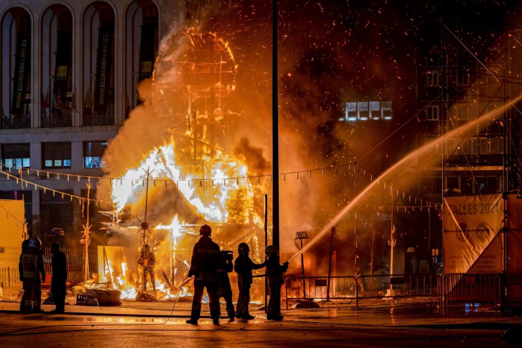 Valencia’s Fallas festivities finish this Wednesday night with fires galore to burn giant ‘ninot’ statues