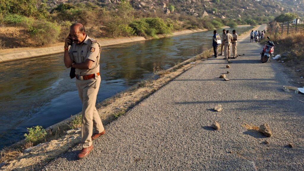 Israeli tourist and host gang-raped in India as man drowns after being pushed in canal, police say | World News