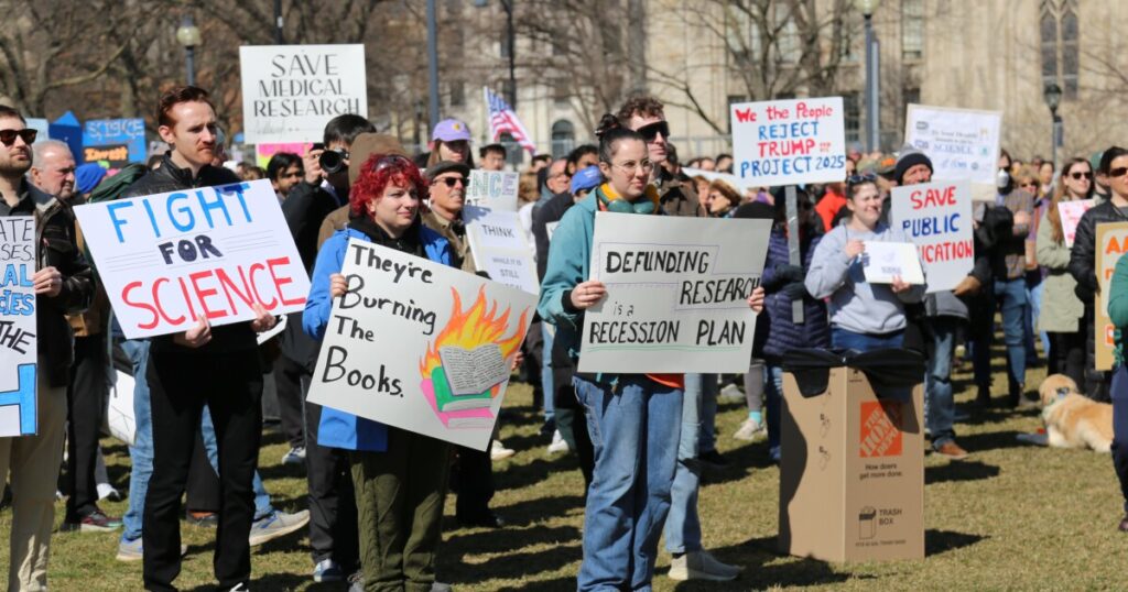 Pittsburgh scientists, doctors protest federal research funding cuts