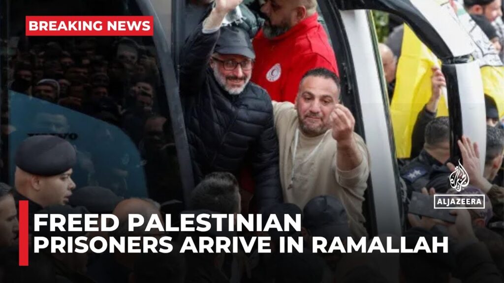 Bus carrying Palestinian prisoners arrives in West Bank’s Ramallah