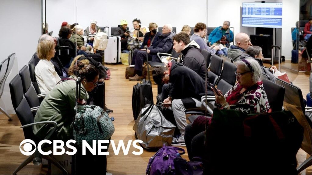 Latest news on Thanksgiving travel in the U.S. as weather threats develop
