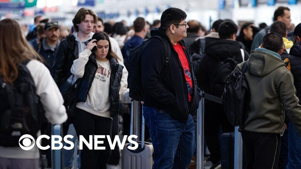 Checking in on Thanksgiving travelers in Chicago and Boston