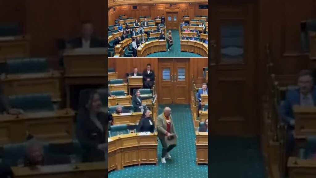 Lawmakers stage Māori protest in New Zealand’s parliament #shorts