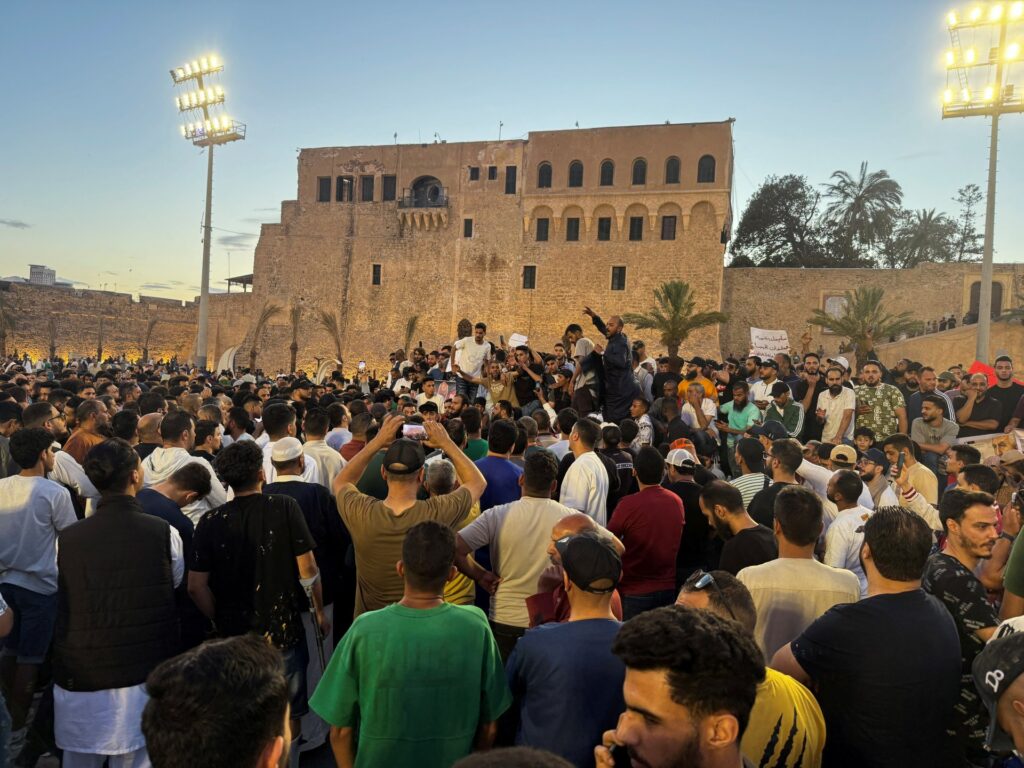 Libyan ministers resign as protesters call for government to step down | Government News