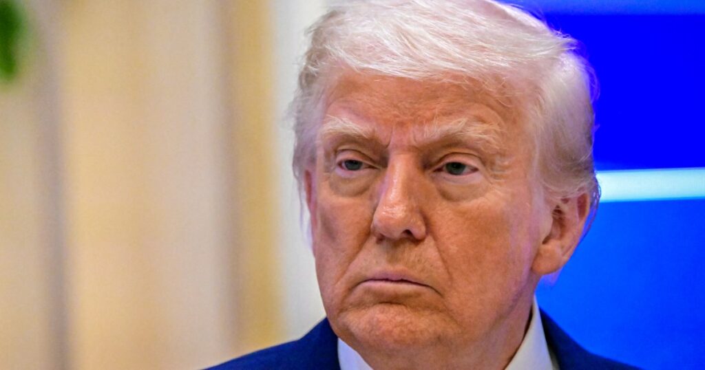 Trump says he’ll speak separately to Zelenskyy and Putin on Monday about a potential Russia-Ukraine ceasefire