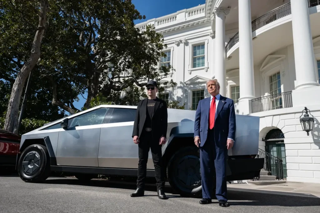 Trump says Elon Musk is now ‘kissing my **s’ « Euro Weekly News