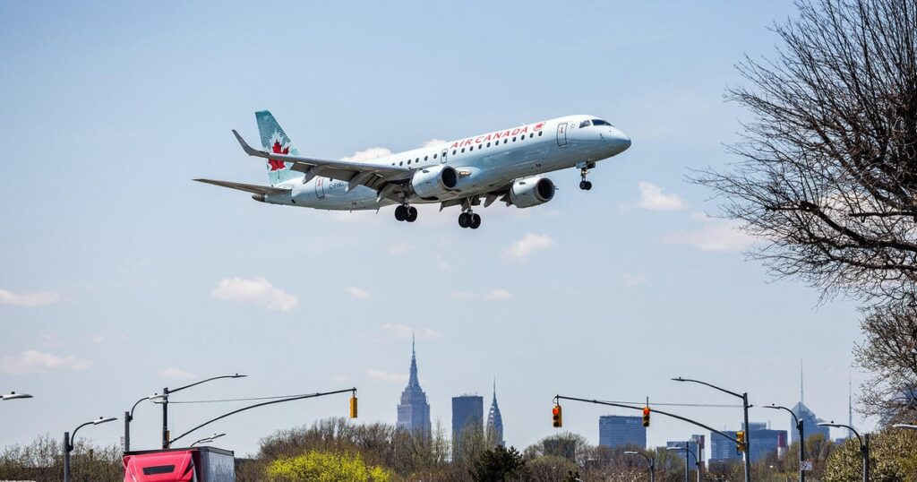 Sharp decline in international tourism to U.S. amid political tensions, tougher border controls