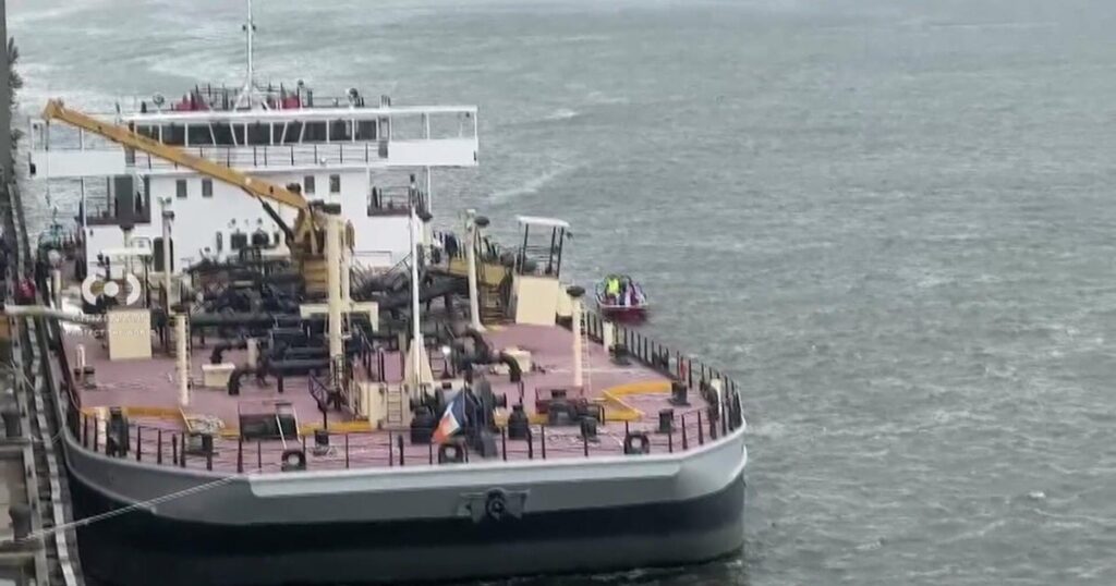 Worker killed in sewage boat explosion on New York City’s Hudson River