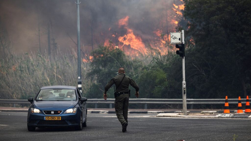 Wildfire in Israel burns 5,000 acres as drivers forced to flee cars | World News