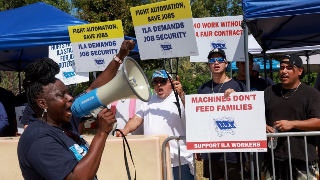 Biden Sees Progress in US Port Strike