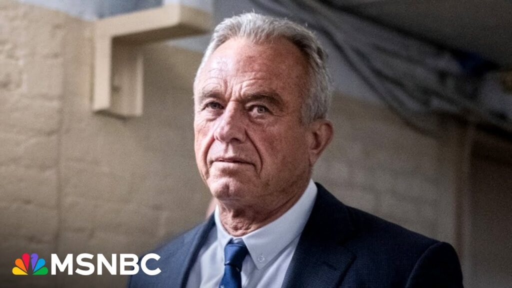 ‘He…wants to kill our kids’: Sen. Murphy warns of deadly consequences of RFK Jr. pick