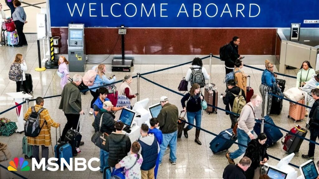 Tips to avoid travel woes this holiday season