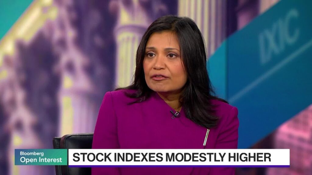 Stay in the Belly of the Yield Curve, BlackRock’s Chaudhuri Advises