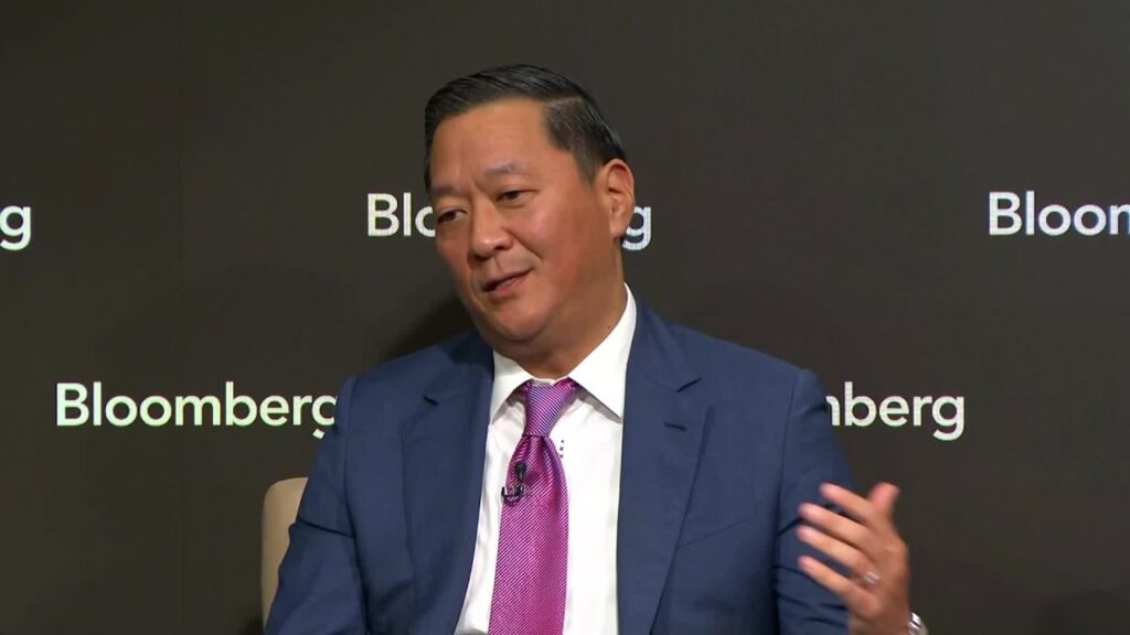 KKR Is Very Bullish on Japan, Bae Says