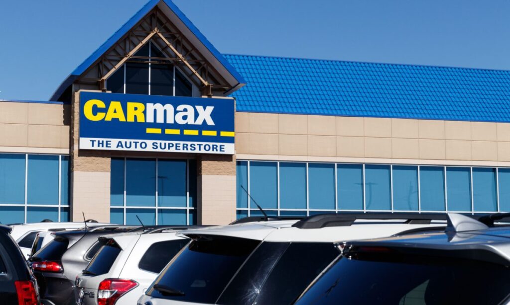 CarMax Increases Loan Loss Provisions Amid Uncertainty