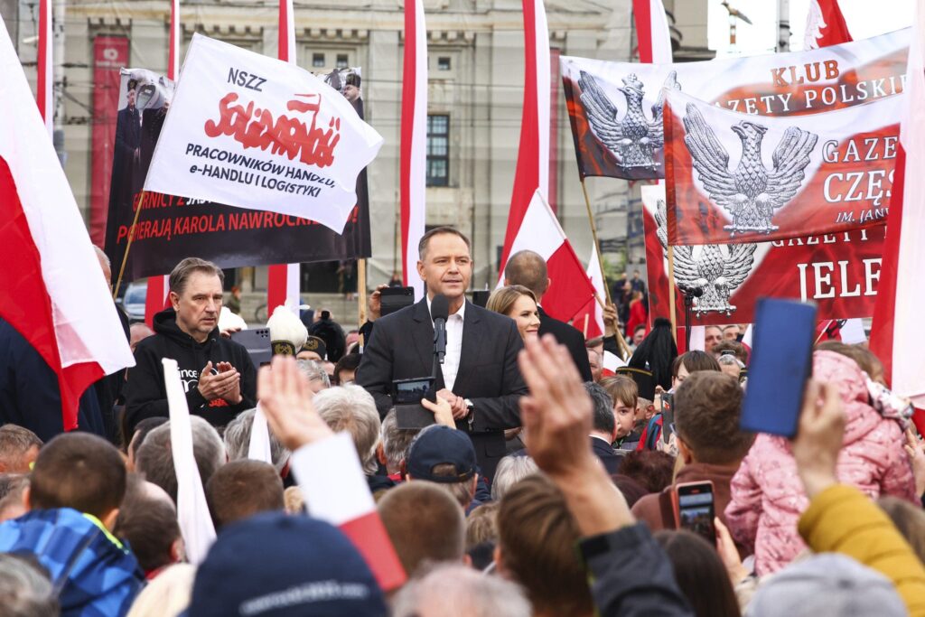 Polish presidential rivals neck and neck ahead of high-stakes runoff vote