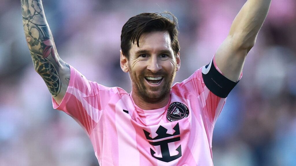 Transfer rumors, news: Saudi Pro League eyes move for Messi
