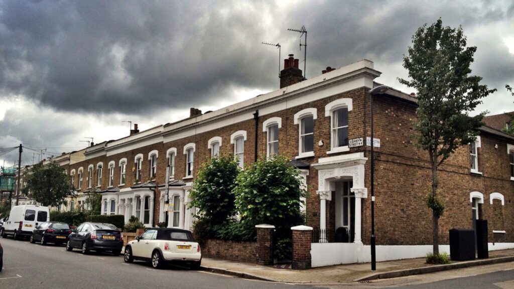 Money blog: ‘Uncomfortable reality check’ for home buyers; Tesco makes 80 prices cheaper | Money News