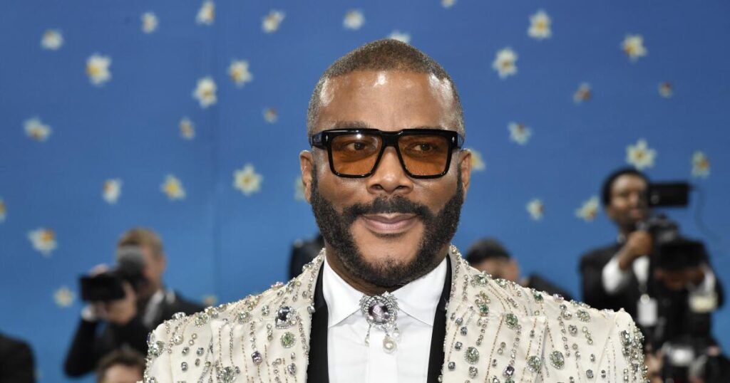 Actor sues Tyler Perry for 0M, alleging sexual harassment