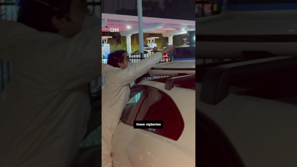 Vigilantes outfox driverless Waymo taxis honking all night