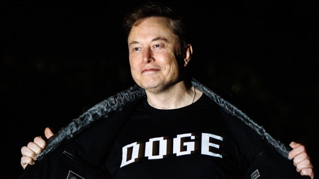 Elon Musk Calls Republicans Pigs, Calls for New Political Party