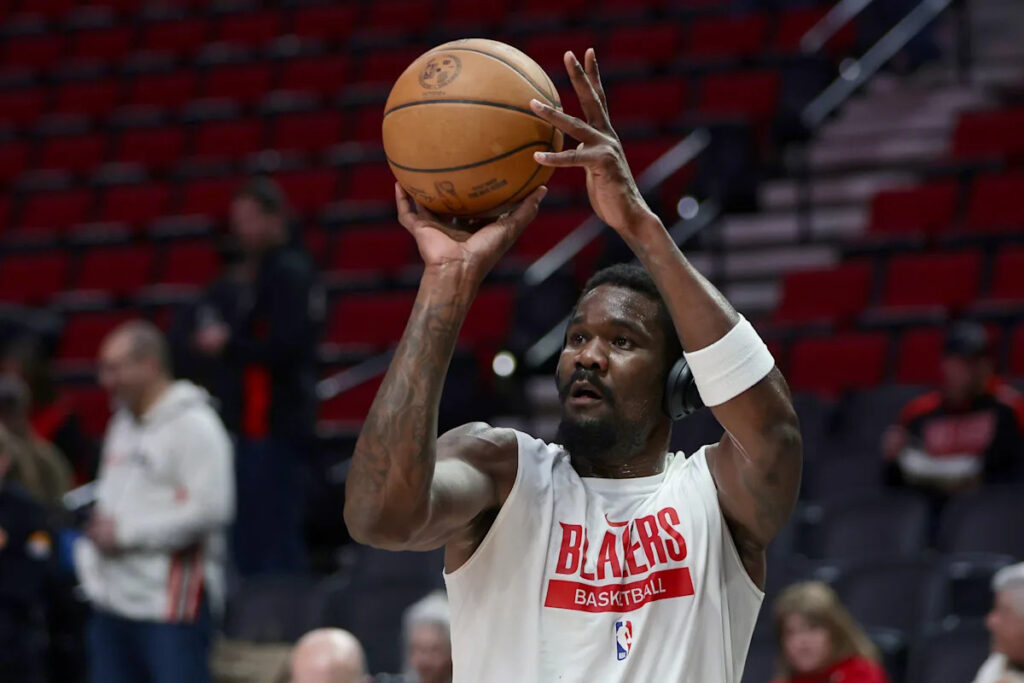 NBA free agency 2025: Live updates, news, rumors as Deandre Ayton reportedly agrees to terms with the Los Angeles Lakers, Shai Gilgeous-Alexander signs extension with Thunder