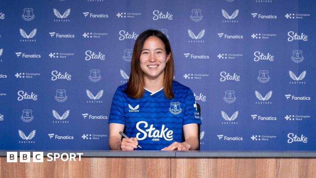 Hikaru Kitagawa: Everton sign Japan defender from BK Hacken