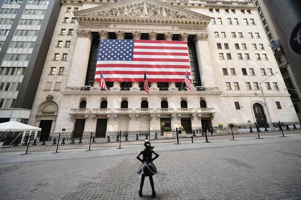 S&P 500, Nasdaq eke out records as markets kick off huge week for US economy
