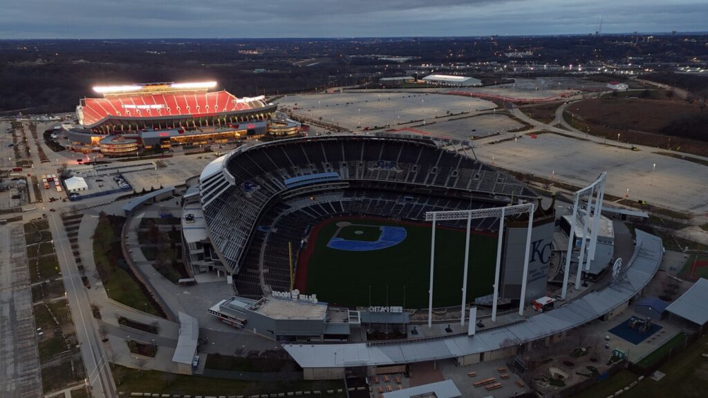 Kansas political skirmish emerges regarding Chiefs vs. Royals