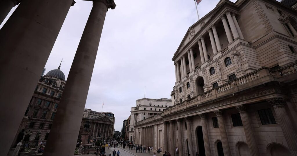 UK economy grew more than expected in Q2 – POLITICO