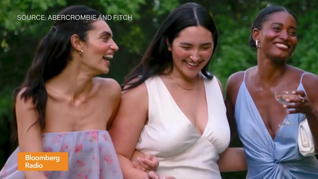 Abercrombie Sales Beat Underwhelms