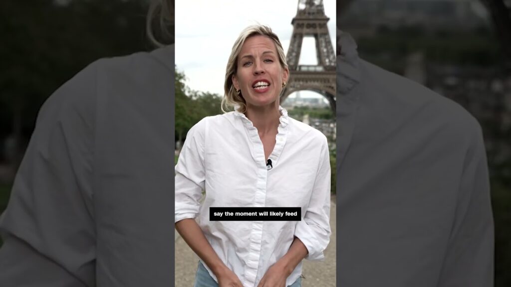 Video of President Macron’s wife ‘pushing’ him goes viral