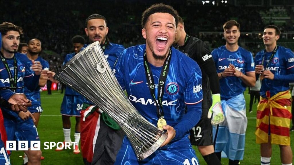 Jadon Sancho: Roma make bid for Manchester United winger