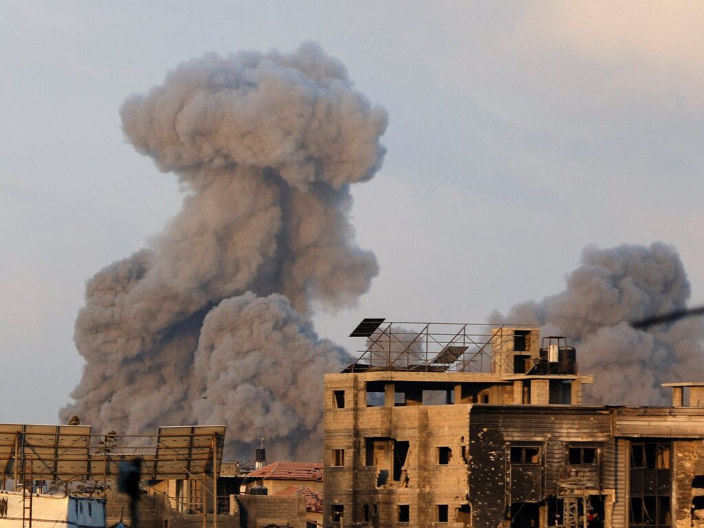 Israeli attacks kill 40 across Gaza as military escalates Gaza City assault | Israel-Palestine conflict News