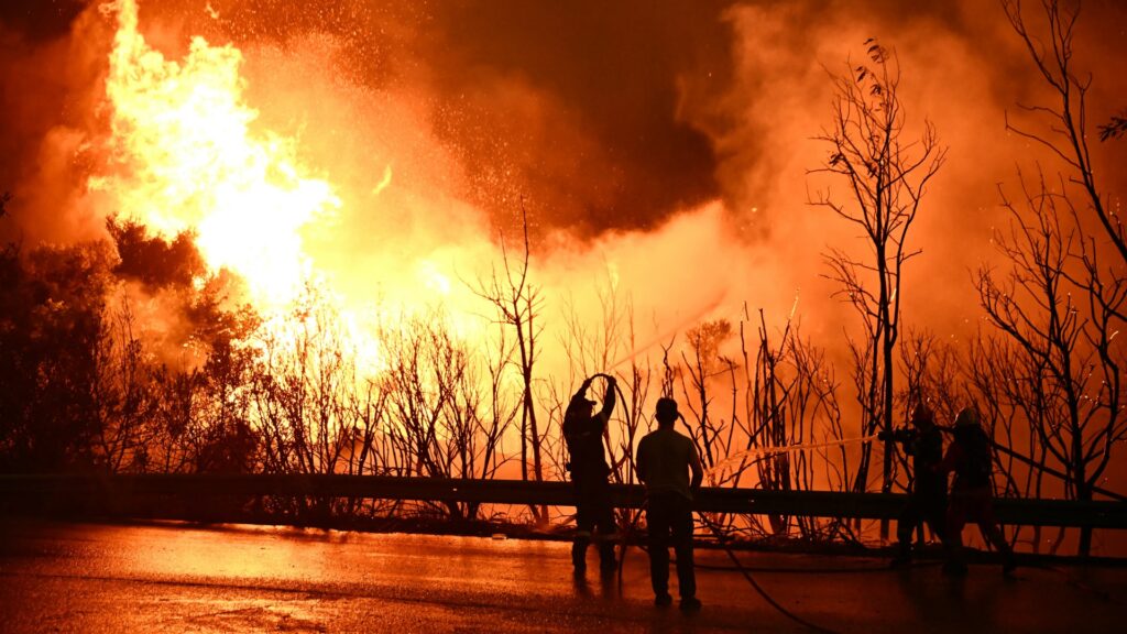 At least 3 dead as huge wildfires spread across Brit tourist hotspots with hotels evacuated ‘by the minute’