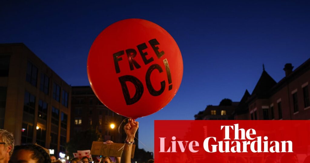 Trump accused of ‘turning military on American citizens’ over plans to send national guard to Chicago – US politics live | Trump administration