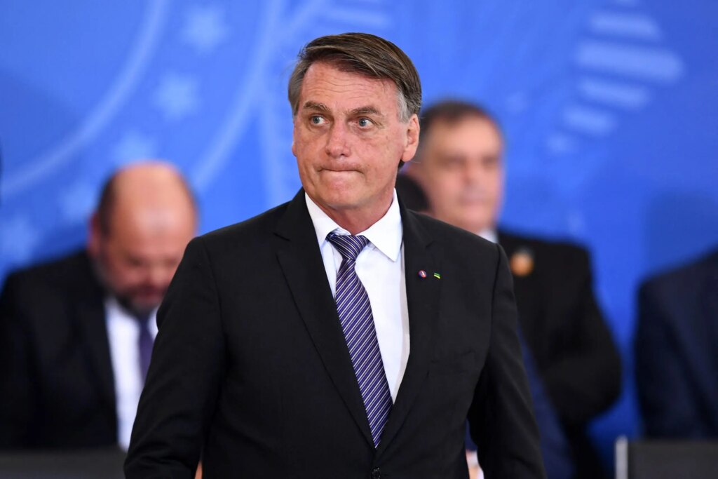 Bolsonaro placed under house arrest amid Brazil election overturn probe