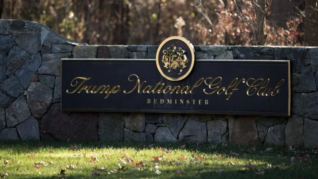 Fighter jets scrambled after plane enters Trump airspace in Bedminster