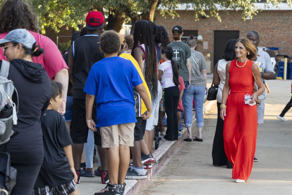 Tarrant County students receive backpacks, books and back-to-school boosts