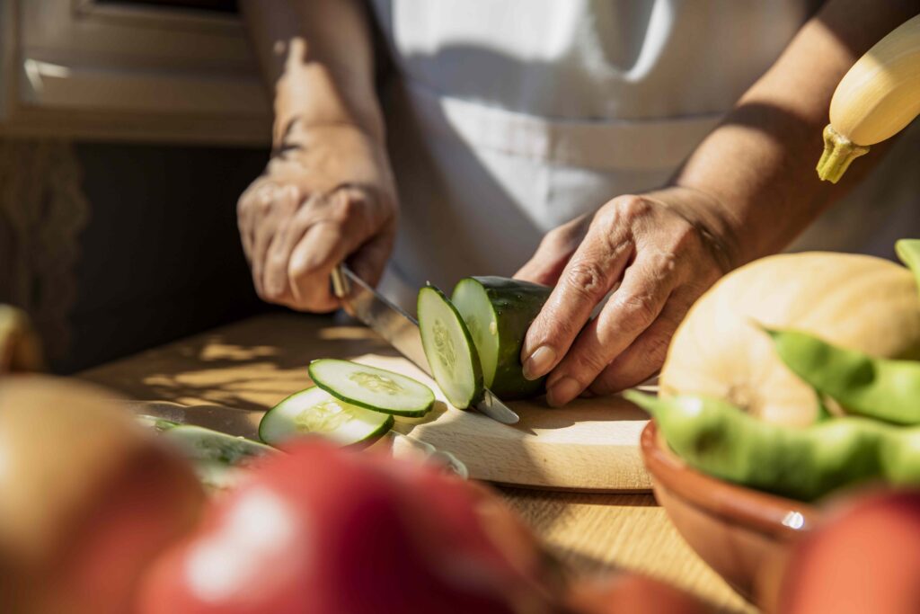 7 Smart Eating Tips From 2025 to Help You Age Healthier—Backed by New Research