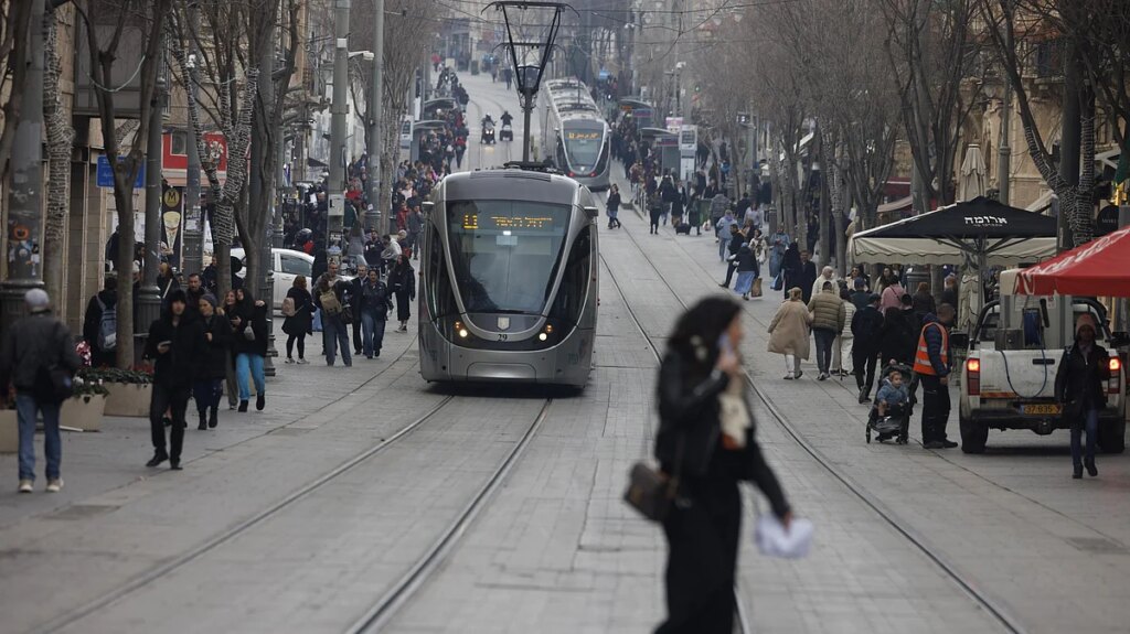 Israel’s Economy Unexpectedly Shrinks As War On Iran Takes Toll
