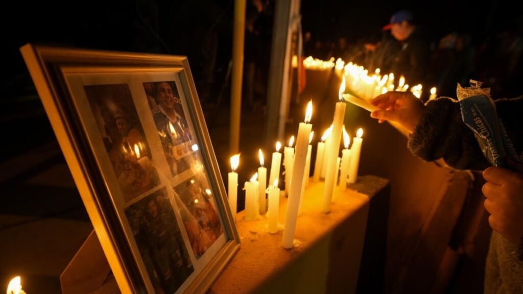 Rescuers recover body of trapped worker at Chile copper mine