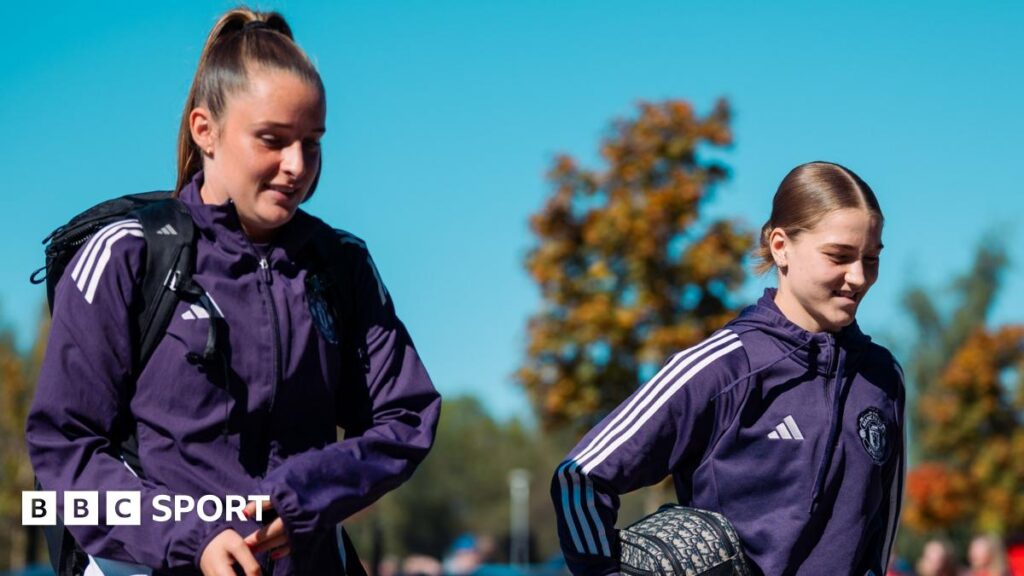 WSL LIVE: Updates from Chelsea v Leicester and Brighton v West Ham, plus tributes to Matt Beard